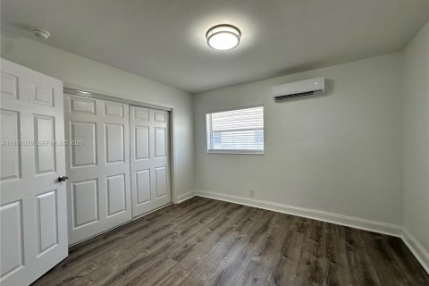 Apartment in Fort Lauderdale, Florida 1 bedroom № 2044233 - photo 12