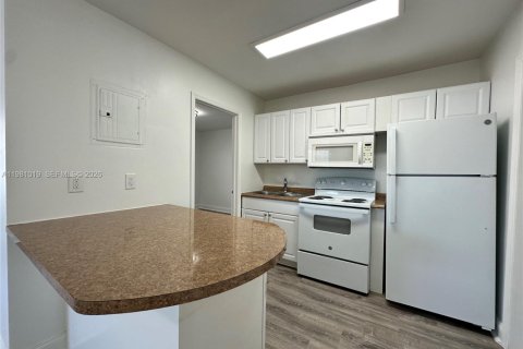 Apartment in Fort Lauderdale, Florida 1 bedroom № 2044233 - photo 6