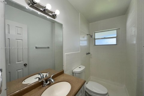 Apartment in Fort Lauderdale, Florida 1 bedroom № 2044233 - photo 15