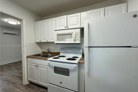 Apartment in Fort Lauderdale, Florida 1 bedroom № 2044233 - photo 8