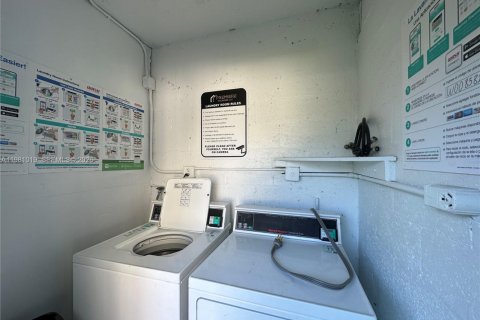 Apartment in Fort Lauderdale, Florida 1 bedroom № 2044233 - photo 18