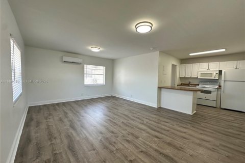 Apartment in Fort Lauderdale, Florida 1 bedroom № 2044233 - photo 2