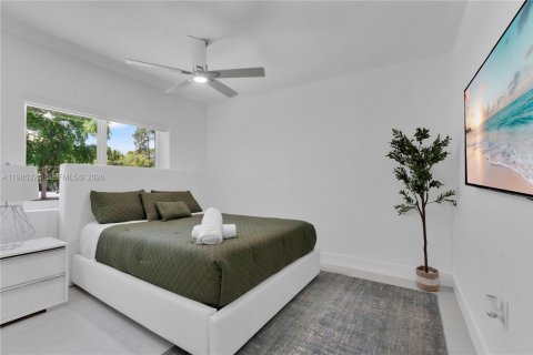 Casa en venta en Plantation, Florida, 4 dormitorios, 254.74 m2 № 2169352 - foto 25