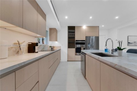 Casa en venta en Plantation, Florida, 4 dormitorios, 254.74 m2 № 2169352 - foto 12