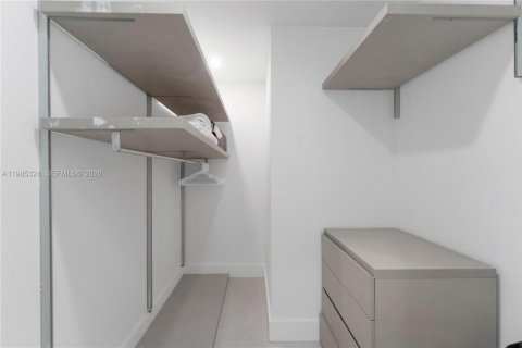 Casa en venta en Plantation, Florida, 4 dormitorios, 254.74 m2 № 2169352 - foto 19