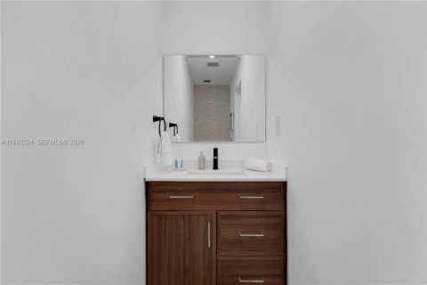 Casa en venta en Plantation, Florida, 4 dormitorios, 254.74 m2 № 2169352 - foto 26