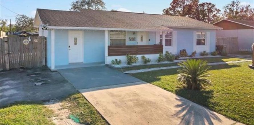 Villa ou maison à Apopka, Floride 3 chambres, 110.18 m2 № 2120989