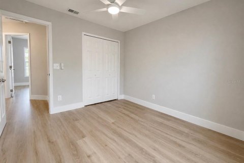 Villa ou maison à vendre à Clermont, Floride: 3 chambres, 127.83 m2 № 2289744 - photo 18