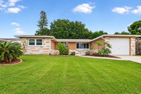 Casa en Holiday, Florida 2 dormitorios, 94.85 m2 № 2094936