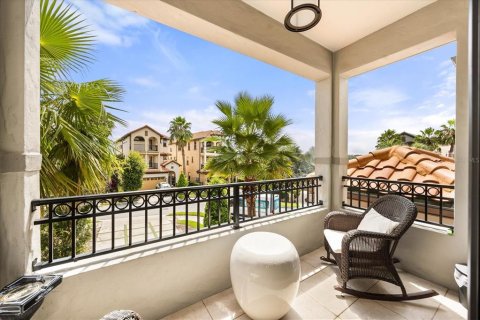 House in Orlando, Florida 4 bedrooms, 323.39 sq.m. № 1826892 - photo 7