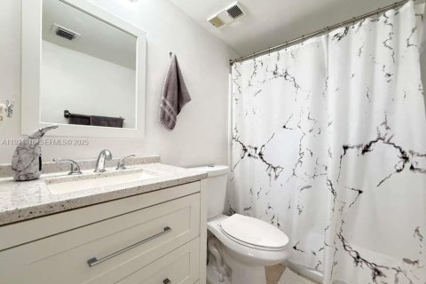 Copropriété à louer à Miami, Floride: 2 chambres, 82.4 m2 № 1982829 - photo 6