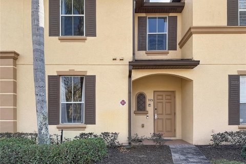 Townhouse in Davenport, Florida 4 bedrooms, 138.61 sq.m. № 2224632 - photo 3
