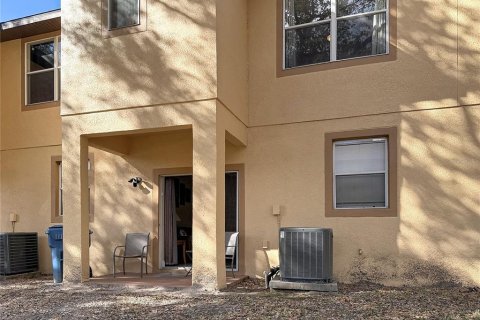 Townhouse in Davenport, Florida 4 bedrooms, 138.61 sq.m. № 2224632 - photo 20