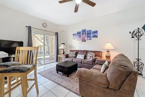 Townhouse in Davenport, Florida 4 bedrooms, 138.61 sq.m. № 2224632 - photo 11