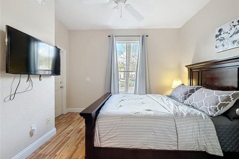 Townhouse in Davenport, Florida 4 bedrooms, 138.61 sq.m. № 2224632 - photo 18