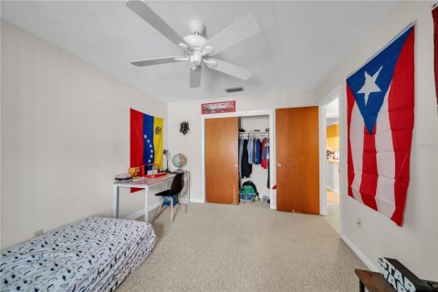Commercial property in Cape Coral, Florida 243.78 sq.m. № 2102459 - photo 19