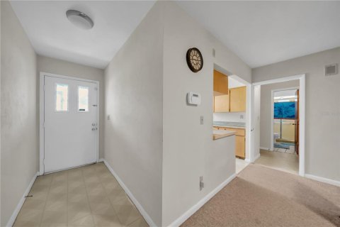 Commercial property in Cape Coral, Florida 243.78 sq.m. № 2102459 - photo 9