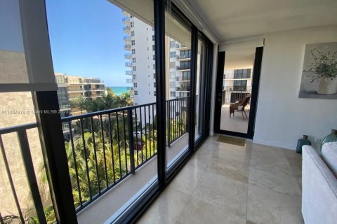 Copropriété à louer à Hollywood, Floride: 2 chambres, 130.06 m2 № 1694696 - photo 1