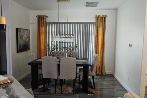 Casa en alquiler en Port St. Lucie, Florida, 4 dormitorios, 183.39 m2 № 2083647 - foto 15
