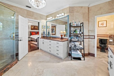 Villa ou maison à vendre à Miami, Floride: 5 chambres, 315.96 m2 № 1998559 - photo 21