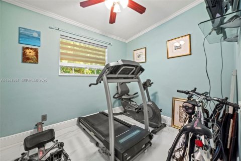 Villa ou maison à vendre à Miami, Floride: 5 chambres, 315.96 m2 № 1998559 - photo 27