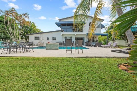Villa ou maison à vendre à Miami, Floride: 5 chambres, 315.96 m2 № 1998559 - photo 30
