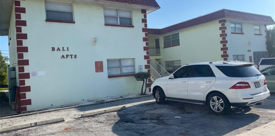 Apartamento en Saint Pete Beach, Florida 2 dormitorios, 69.68 m2 № 1899700