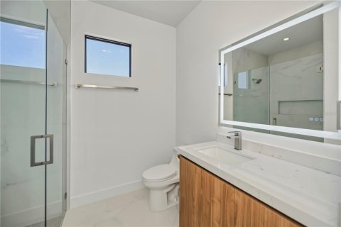 Casa en venta en Port Charlotte, Florida, 4 dormitorios, 227.24 m2 № 2100213 - foto 27