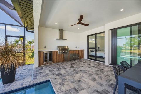 Casa en venta en Port Charlotte, Florida, 4 dormitorios, 227.24 m2 № 2100213 - foto 5