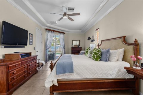 Villa ou maison à vendre à Cape Coral, Floride: 3 chambres, 214.33 m2 № 2423621 - photo 12