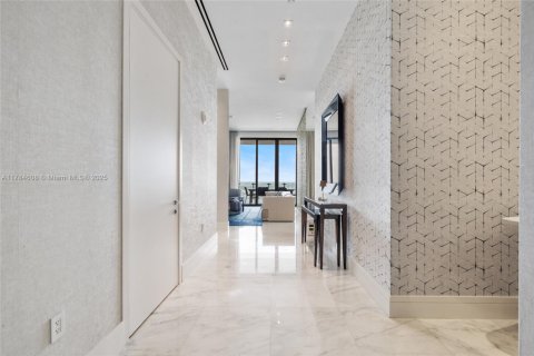 Copropriété à vendre à Sunny Isles Beach, Floride: 2 chambres, 189.71 m2 № 1962575 - photo 6