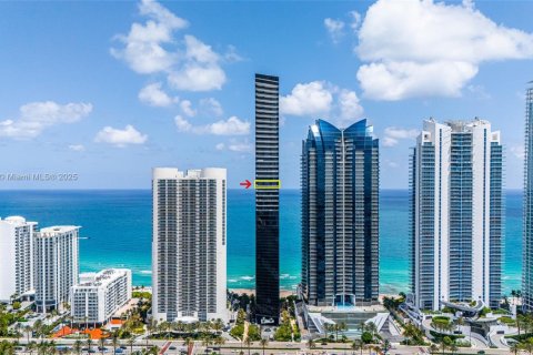 Copropriété à vendre à Sunny Isles Beach, Floride: 2 chambres, 189.71 m2 № 1962575 - photo 3