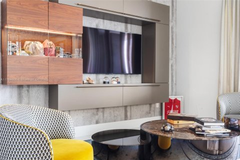 Copropriété à vendre à Sunny Isles Beach, Floride: 2 chambres, 189.71 m2 № 1962575 - photo 10