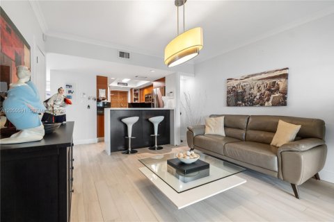 Townhouse in Miami Lakes, Florida 3 bedrooms, 162.21 sq.m. № 2246135 - photo 23