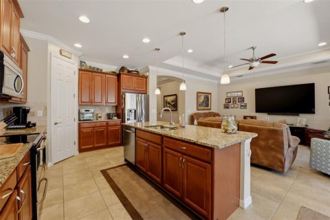 House in Venice, Florida 3 bedrooms, 184.32 sq.m. № 2151778 - photo 22