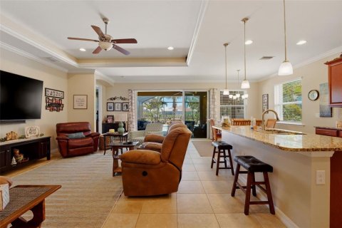 House in Venice, Florida 3 bedrooms, 184.32 sq.m. № 2151778 - photo 17