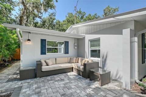House in Sarasota, Florida 4 bedrooms, 148.46 sq.m. № 1808358 - photo 8