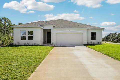 Casa en Weeki Wachee, Florida 4 dormitorios, 212.37 m2 № 2157874