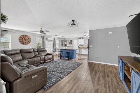 Villa ou maison à vendre à Lakeland, Floride: 4 chambres, 176.14 m2 № 2416881 - photo 16
