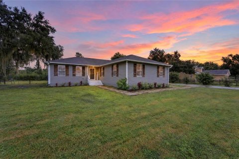 Villa ou maison à Lakeland, Floride 4 chambres, 176.14 m2 № 2416881