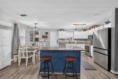 Villa ou maison à vendre à Lakeland, Floride: 4 chambres, 176.14 m2 № 2416881 - photo 6
