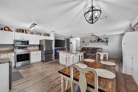 Villa ou maison à vendre à Lakeland, Floride: 4 chambres, 176.14 m2 № 2416881 - photo 11