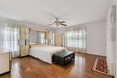 Villa ou maison à vendre à Orlando, Floride: 4 chambres, 220.18 m2 № 2360272 - photo 24