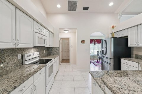 Villa ou maison à vendre à Orlando, Floride: 4 chambres, 220.18 m2 № 2360272 - photo 22