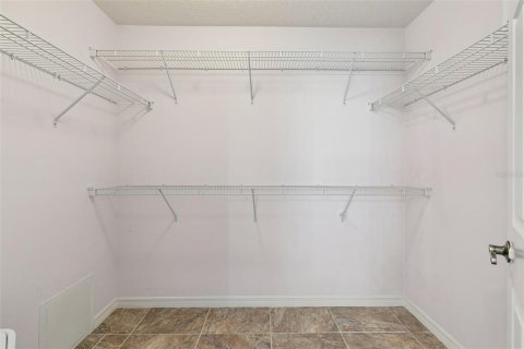 Villa ou maison à vendre à Orlando, Floride: 4 chambres, 220.18 m2 № 2360272 - photo 28
