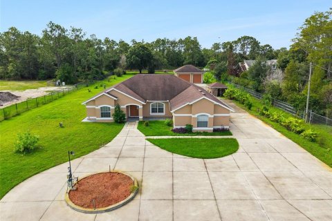 Villa ou maison à vendre à Orlando, Floride: 4 chambres, 220.18 m2 № 2360272 - photo 7