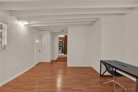 Commercial property in Miami, Florida 229.65 sq.m. № 1861423 - photo 28
