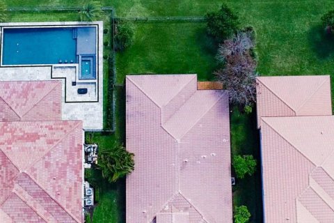 Casa en alquiler en Parkland, Florida, 3 dormitorios, 200.67 m2 № 1102381 - foto 1