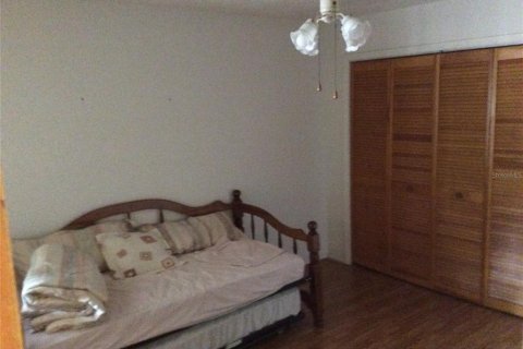 Condo in Port Richey, Florida, 2 bedrooms  № 1785281 - photo 10