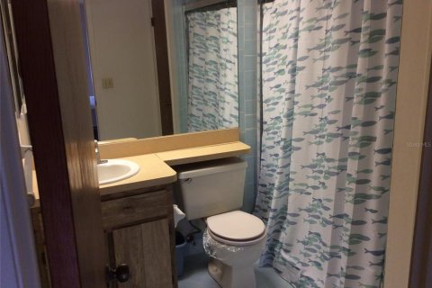 Condo in Port Richey, Florida, 2 bedrooms  № 1785281 - photo 9
